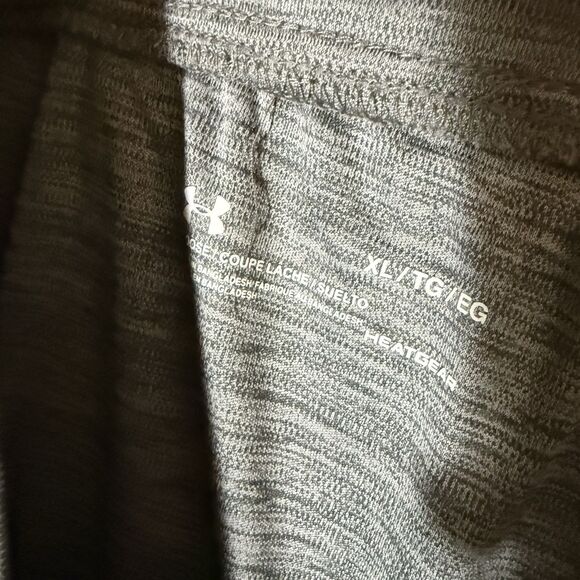 NWT Under Armour Women's Tech Capris 3/4 Pants XL Gray Athletic Gym New MSRP$40 - Picture 9 of 10